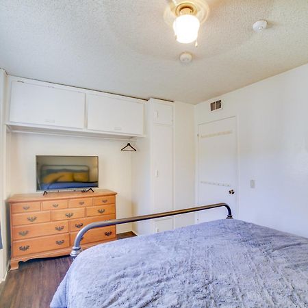 Long Beach Unit With Balcony And Pool Less Than 1 Mi To Ocean! Exterior foto