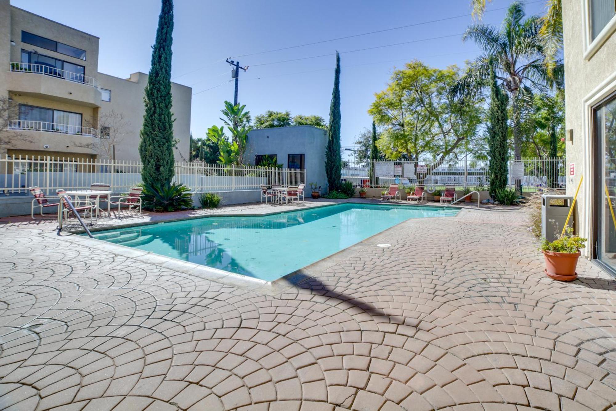 Long Beach Unit With Balcony And Pool Less Than 1 Mi To Ocean! Exterior foto